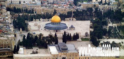 عشرات المستوطنين يقتحمون باحات المسجد الأقصى المبارك بالقدس فلسطين palestine