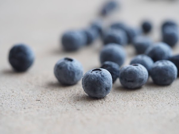 BLUEBERRIES (Health Fitness)