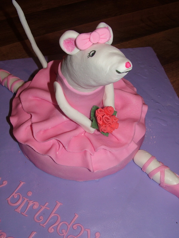Angelina Ballerina Cake Posted by A Piece of Cake at 656 PM