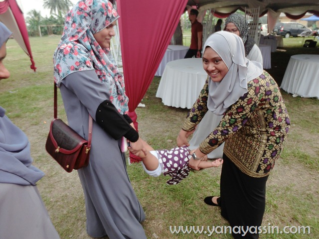 Pelamin Pengantin 3 pasangan di Senawang