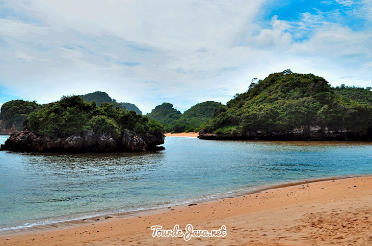 Pantai Gatra yang lestari