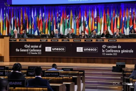 bangga bahasa Indonesia jadi bahasa resmi sidang umum UNESCO
