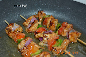 Chicken shashlik| Sauce| Rice| Boiled rice| Spicy| Snacks| Meal| Capsicum| Onion| Tomato| Shashlik sticks