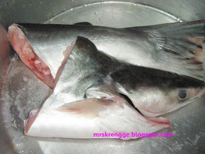 SUKA-SUKA AJE: Resepi:Ikan Patin Masak Kukus