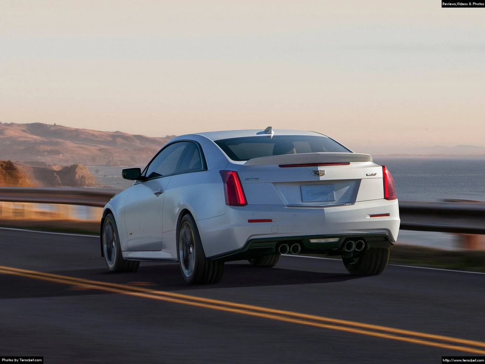 Hình ảnh xe ô tô Cadillac ATS-V Coupe 2016 & nội ngoại thất