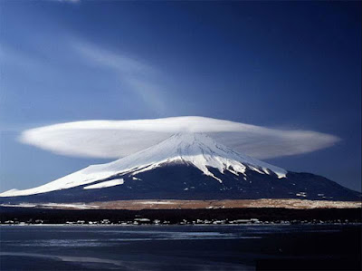 Mt Fuji or Mt Damavand ?! Beautiful lenticular or cap clouds