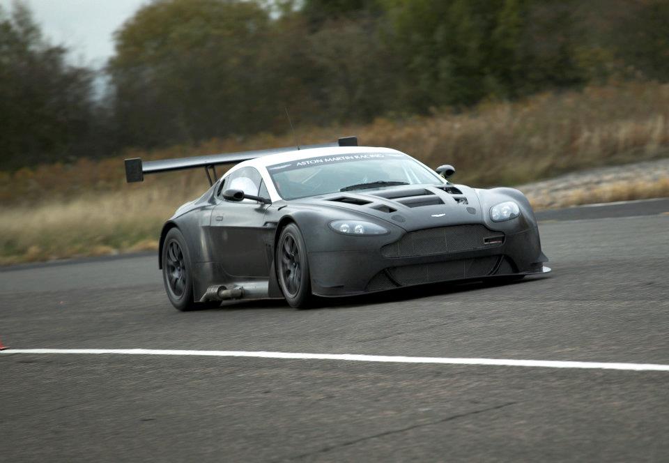 Aston Martin V12 Vantage GT3 begins testing