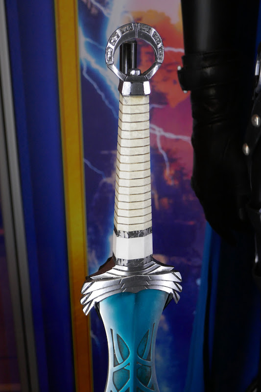 Thor Love and Thunder King Valkyrie sword hilt