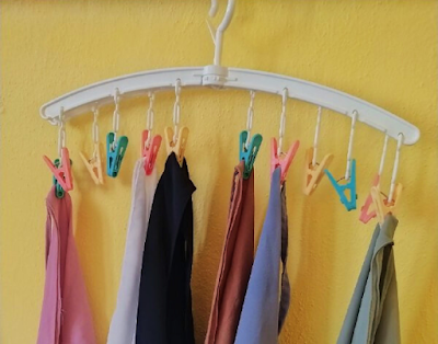 DIY Clothes Hanger 12 Clips