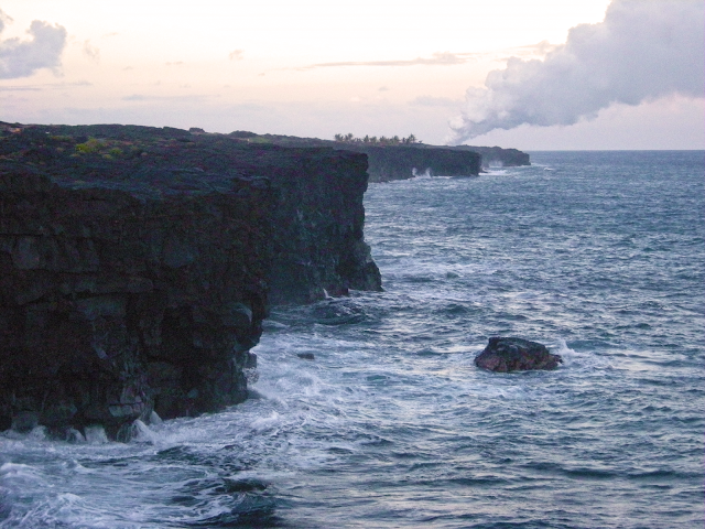 Kilauea volcano eruption lava Hawaii travel geology field trip explore adventure awesome hazards