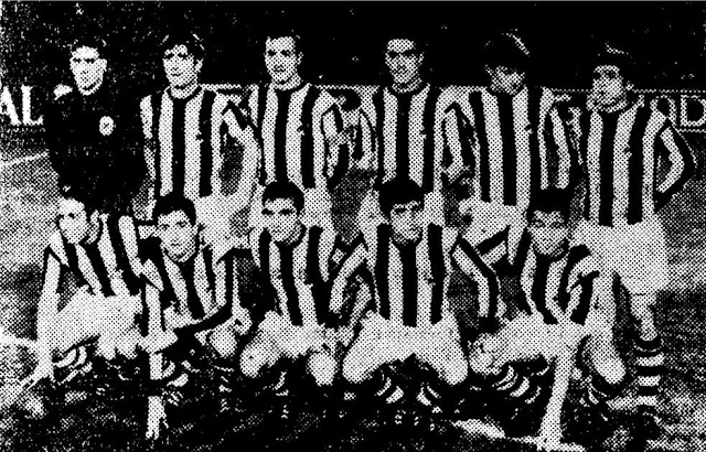 REAL SOCIEDAD DE FÚTBOL DE SAN SEBASTIÁN. Temporada 1967-68. Esnaola, Gorriti, Martínez, Ormaechea, Lema y Gaztelu. Silvestre, Arzac, Arambarri, Mendiluce y Boronat. U. D. LAS PALMAS 2 REAL SOCIEDAD DE FÚTBOL DE SAN SEBASTIÁN 1 Domingo 11/02/1968. Campeonato de Liga de 1ª División, jornada 20. Las Palmas de Gran Canaria, estadio Insular. GOLES: 1-0: 1’, Castellano. 1-1: 26’, Mendiluce. 2-1: 85’, Justo Gilberto.