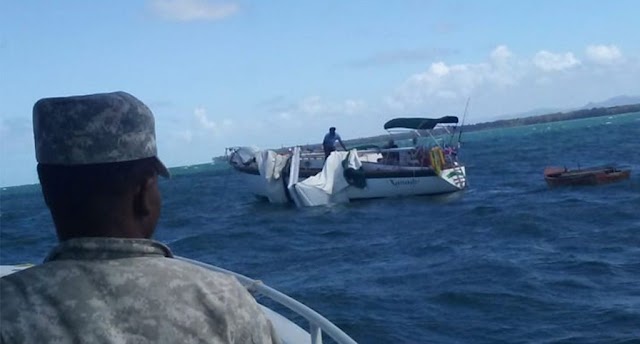 Rescatan embarcación a la deriva con 3 pasajeros estadounidenses cerca de Luperón