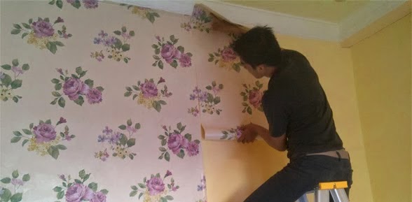 Tips Memilih dan Memasang Wallpaper  Dinding  Sendiri 2014 