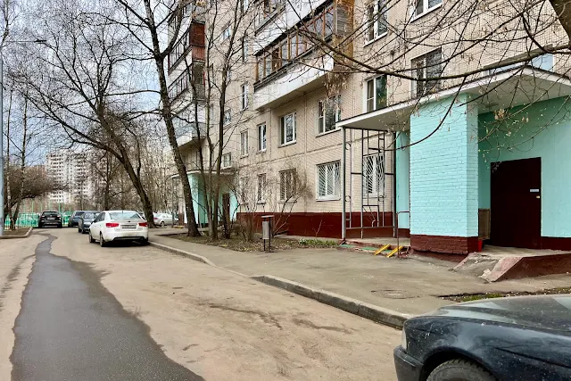 улица Римского-Корсакова, улица Бестужевых, дворы