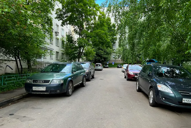 улица Инессы Арманд, дворы