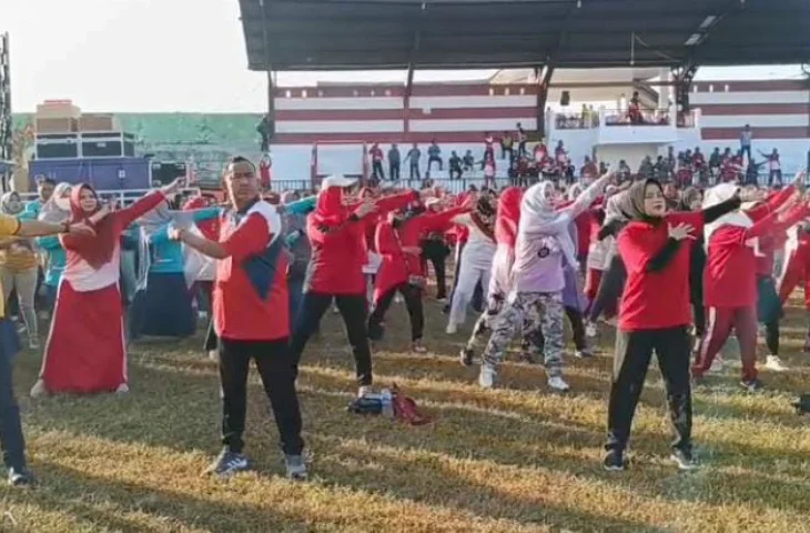 Madura Culture Festival, Bupati Sumenep Ikuti Keseruan Senam Massal Bareng Ribuan Masyarakat