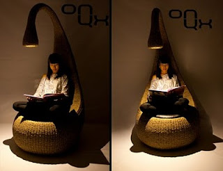 Chair Like An Alien (Bulb Chair)