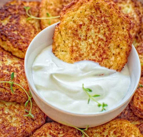 BASIC CAULIFLOWER FRITTERS