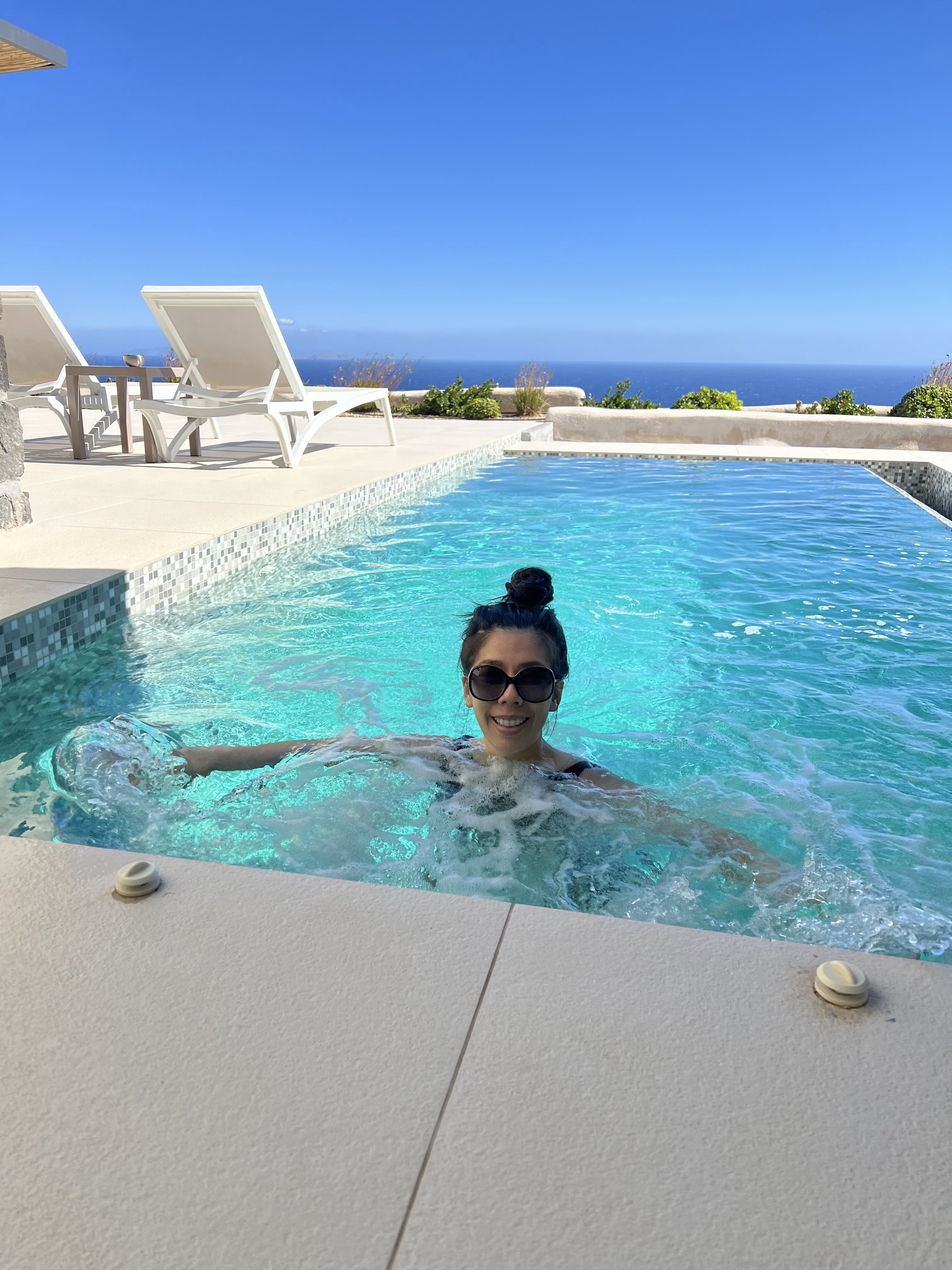 Adrienne Nguyen_Private Villa in Santorini_Private Pool in Santorini_Mardanza Exclusive Deluxe Private Villa with Pool and Sea View