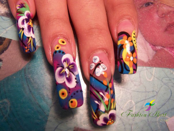 Free Style Flower Nails