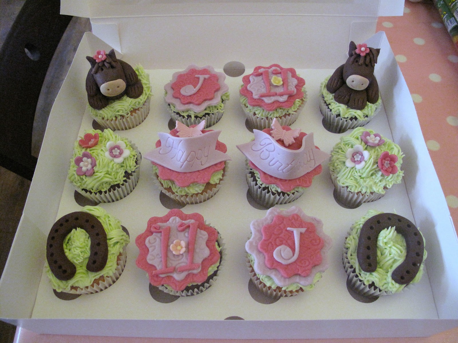 Horse Themed Cupcakes