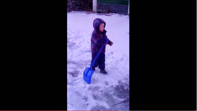 Here Is A 4-Year-Old Snow Shoveler Begging Jesus To Make It Warm