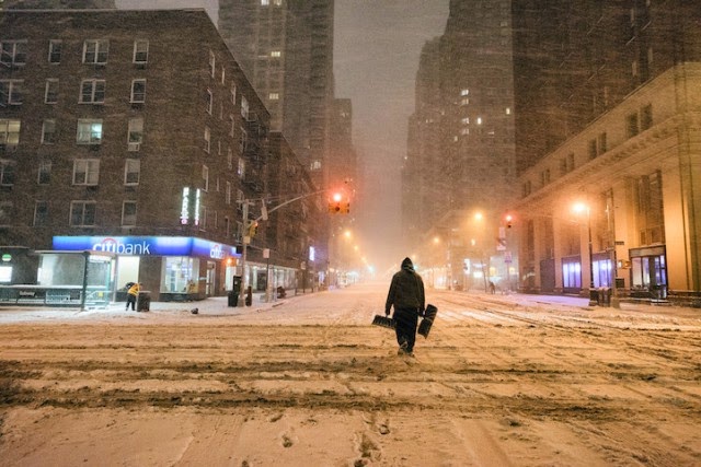 Photographer Captures An Eerily Empty New York City