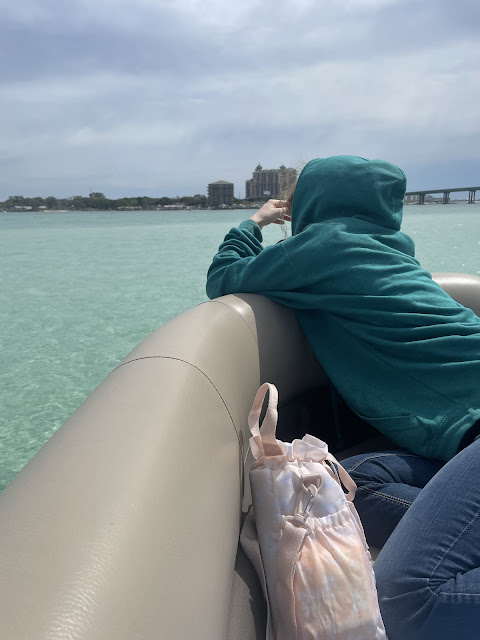 Pontoon ride to Crab Island