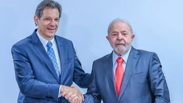 Em um ano de governo Lula, taxa de desemprego cai e renda dos brasileiros aumenta