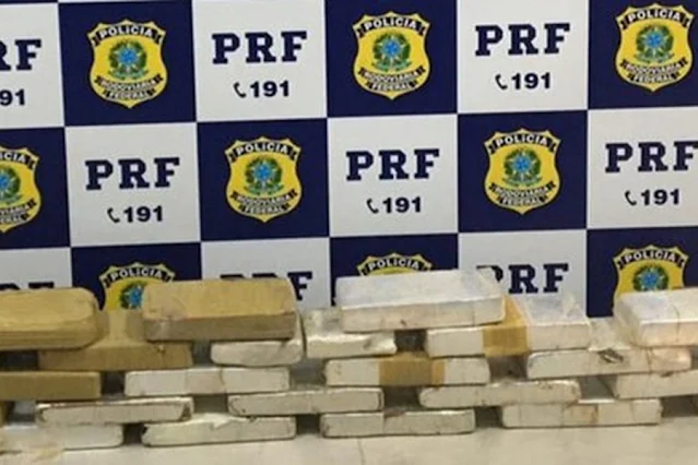 Tabletes de cocaína foram apreendidos durante fiscalização em Ji-Paraná