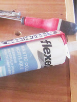 Mastic colle acrylique