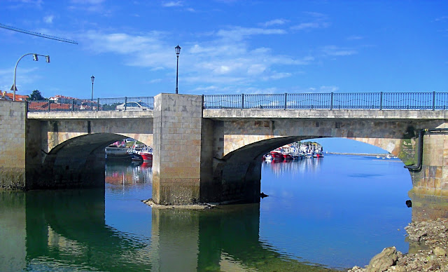 Puente de la Barquera