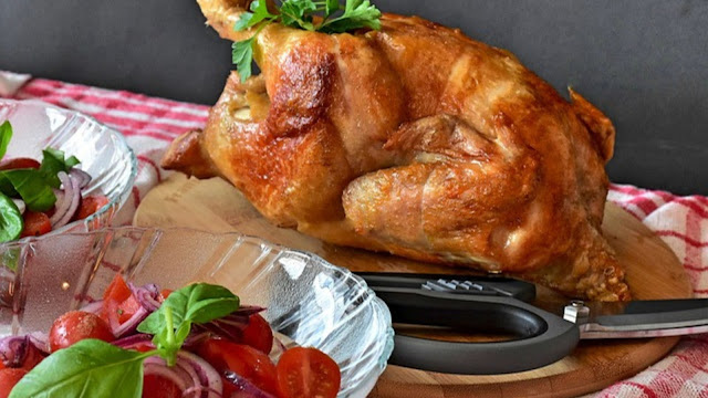 The Ultimate Guide to Chicken: Nutrition, Recipes, and Cooking Tips