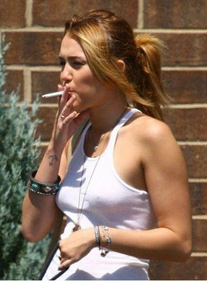 141976 miley cyrus
