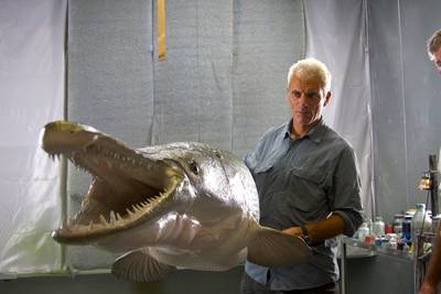 sex and the beach: Jeremy Wade of River Monsters Tackles Giant