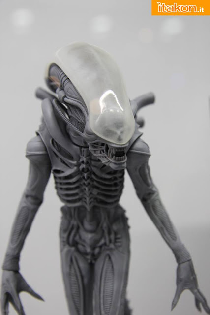 SDCC 2015 Kotobukiya Alien Big Chap