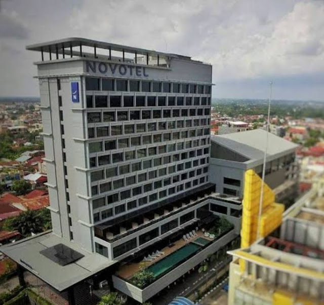 novotel pekanbaru, gedung tertinggi kedua di pekanbaru