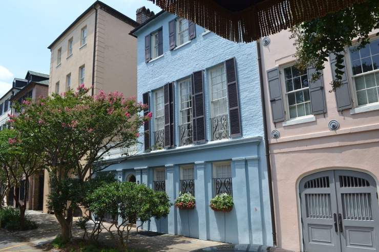 Rainbow Row Charleston