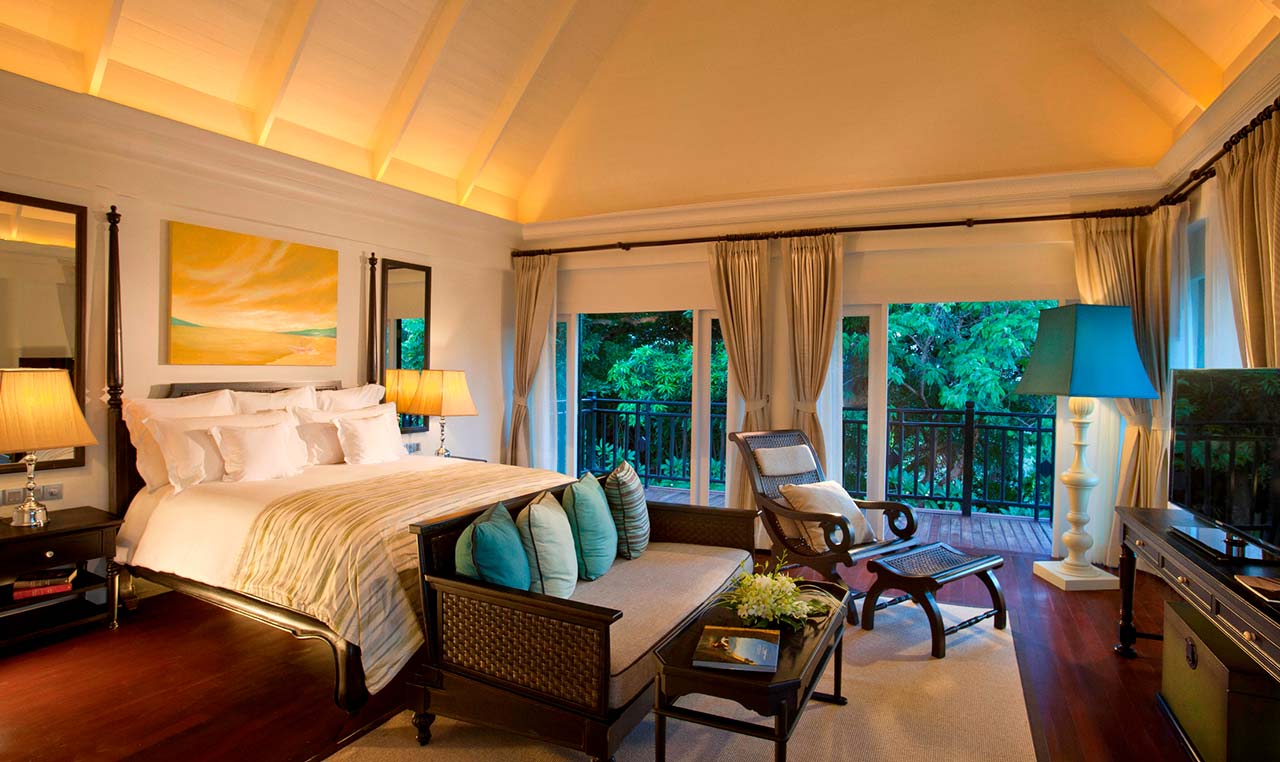 Deluxshionist Luxury Travel IHG_InterContinental Koh Samui - Three-Bedroom Villa - Bedroom