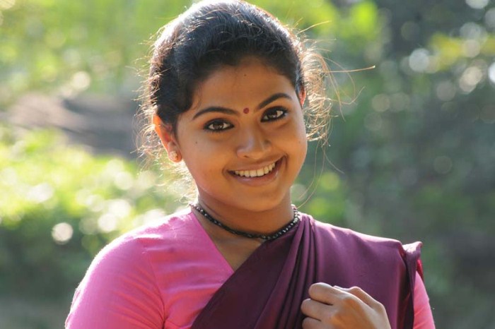 malayalam actress nandana navel  