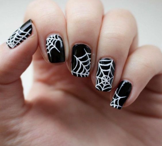 Creepy Chic Halloween Nail Art Designs