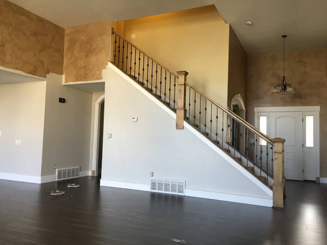 Great Room before photos from www.jengallacher.com. #greatroom #familyroom #familyroommakeover