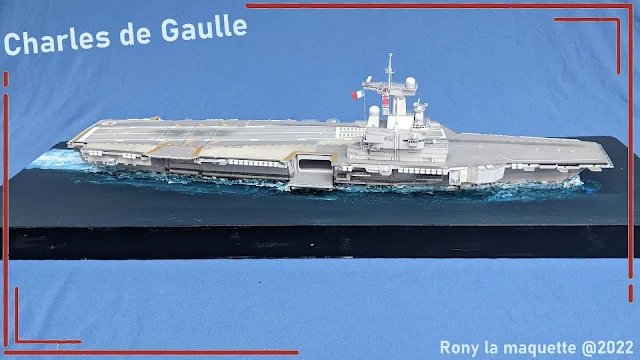 Charles de gaulle d'Heller au 1/400.