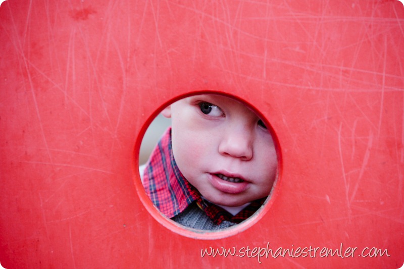BellinghamFamilyPhotographer11-21-09Mikey-105