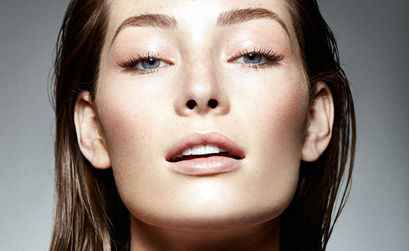 9 Best Ways To Achieve Naturally Glowing Skin In The Dead Of Winter