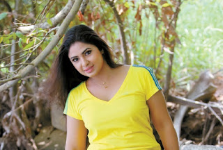 Gossip Chat With Dulani Anuradha