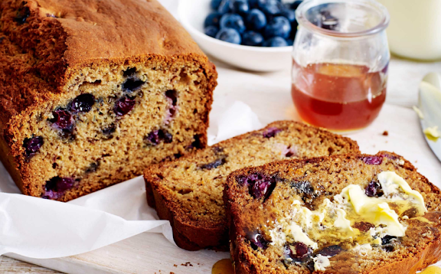 Banana Bread with Blueberries - A Delicious Twist to a Classic Recipe