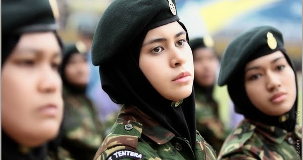 Kawal Demo FPI Tentara Cantik Berhijab Diterjunkan TNI 