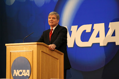 mark emmert penn state