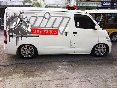 Modifikasi Mobil Daihatsu Gran Max